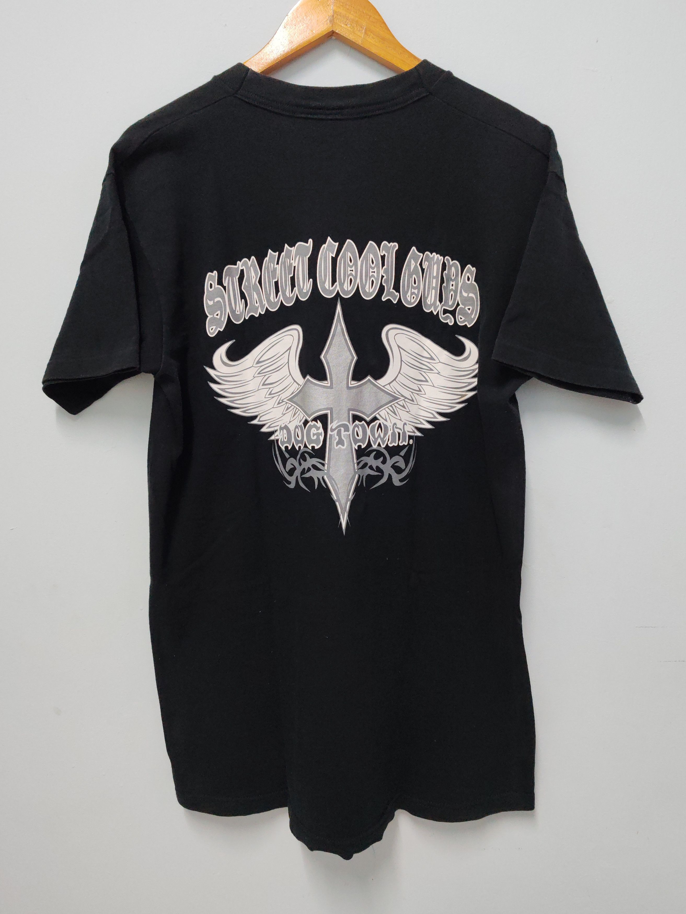 Dogtown Vintage Dogtown Street Cool Guys Tee Big Logo Skateboard Size US L / EU 52-54 / 3 - 2 Thumbnail