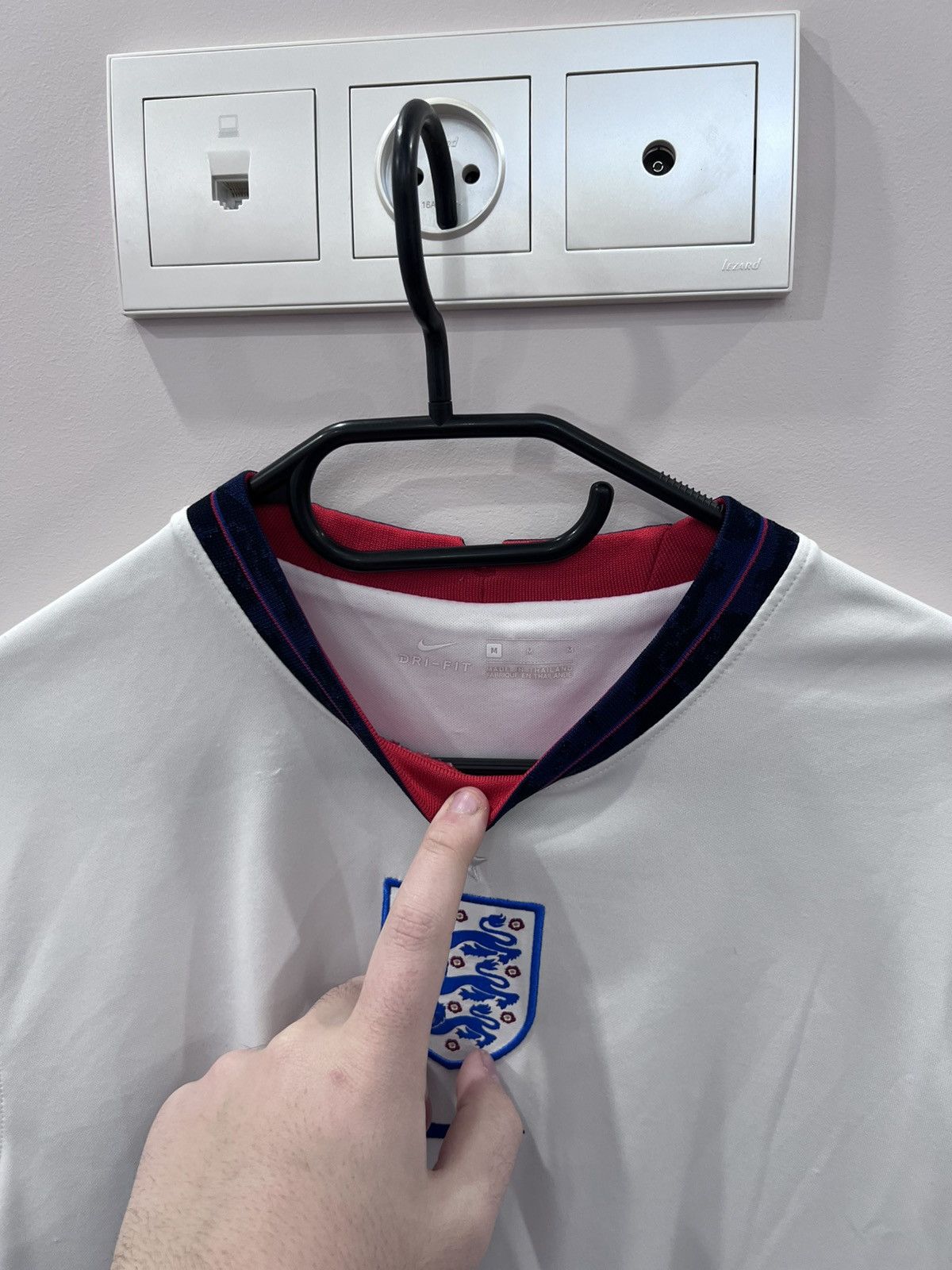 Nike RARE Vintage England 2020 Nike Soccer Jersey y2k blokcore Size US M / EU 48-50 / 2 - 6 Thumbnail