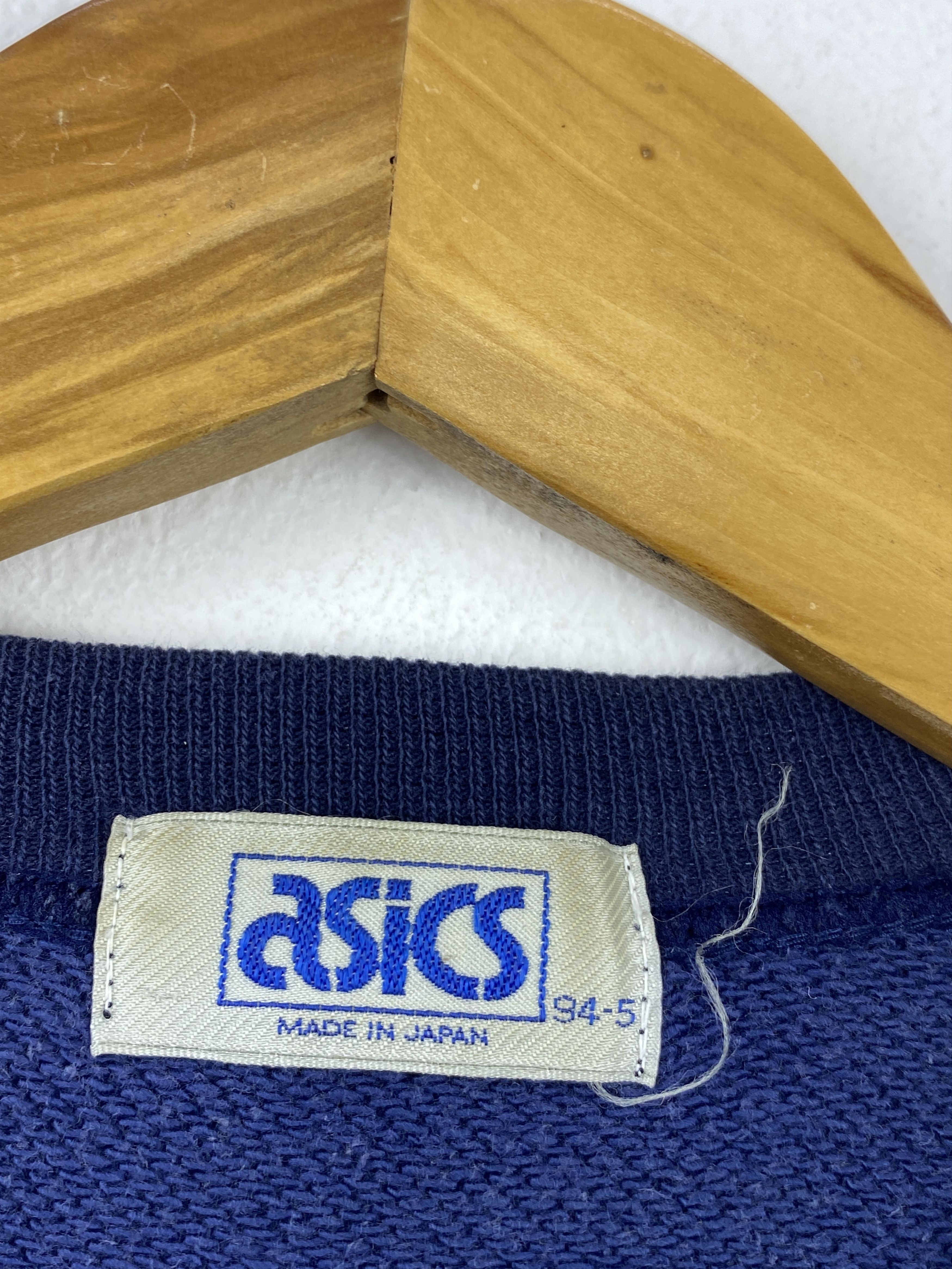 Asics Vintage Asics Central Logo Pullover Sweatshirt SH0526 Size US L / EU 52-54 / 3 - 6 Thumbnail