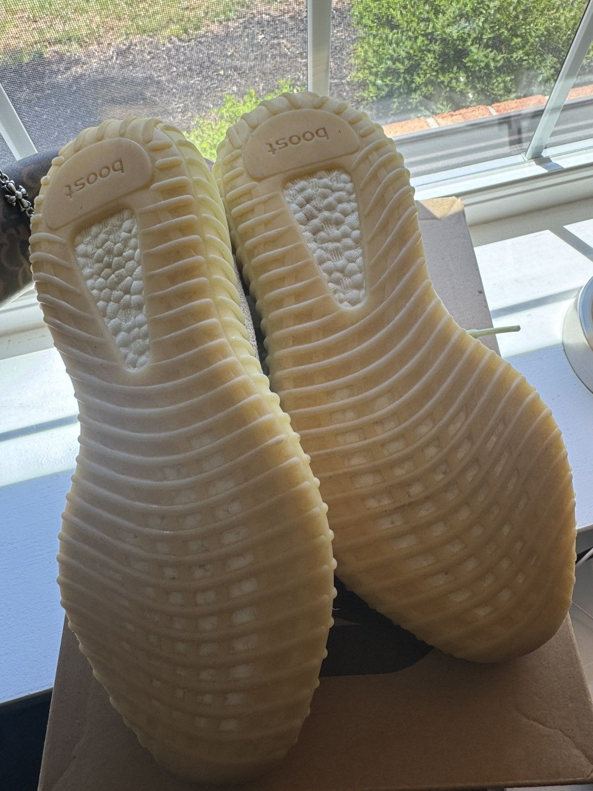 Yeezy Yeezy Boost 350 Butter Size US 9 / EU 42 - 7 Thumbnail