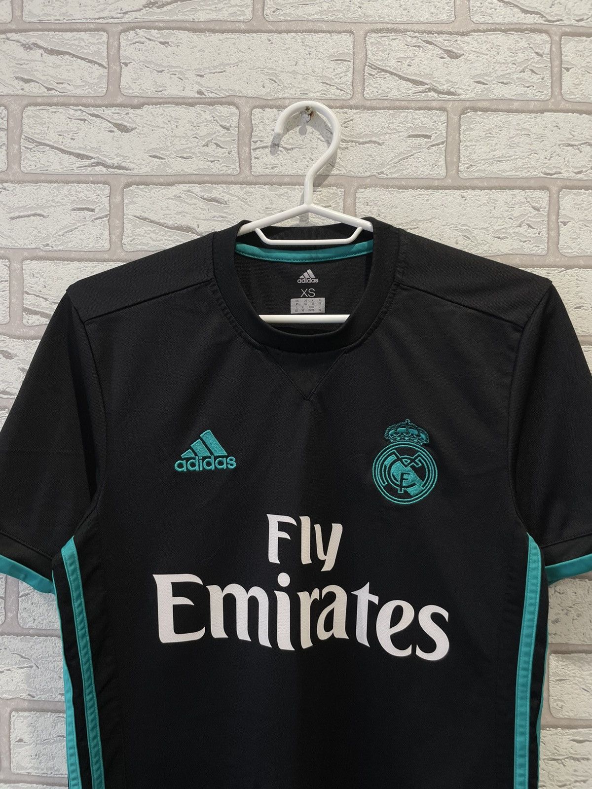 Other Real Madrid 2017 2018 Away Football Shirt Jersey Adidas Size US XS / EU 42 / 0 - 3 Thumbnail