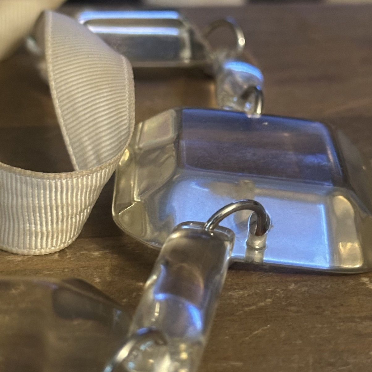 Vintage Vintage chunky clear faceted lucite necklace Size ONE SIZE - 4 Thumbnail