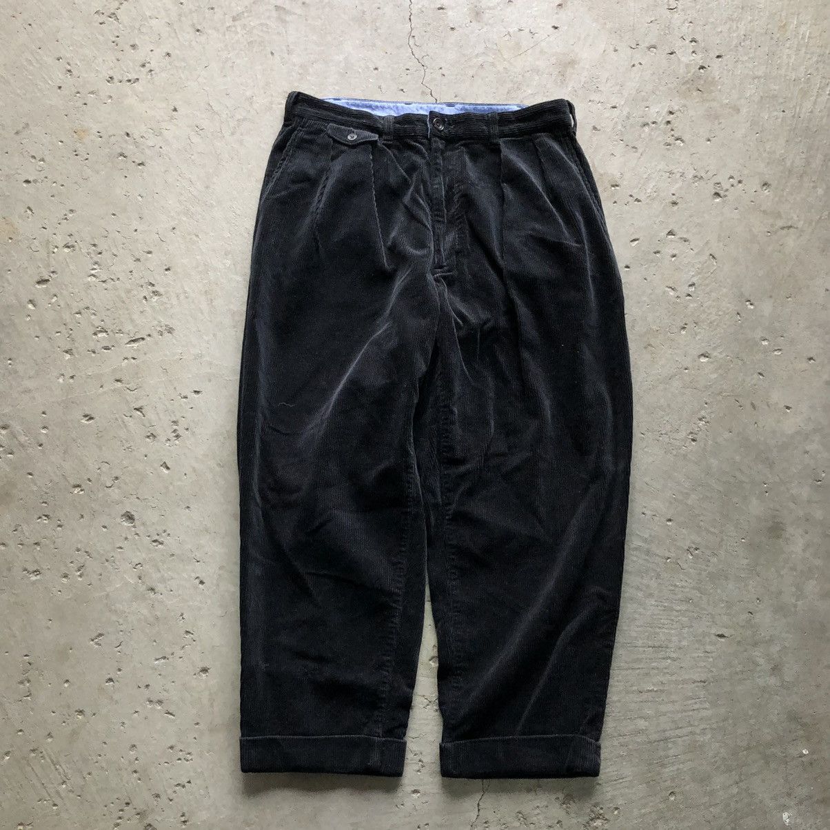 Beams Plus Beams 2Pleats Black Corduroy Pants Size US 32 / EU 48 - 1 Thumbnail