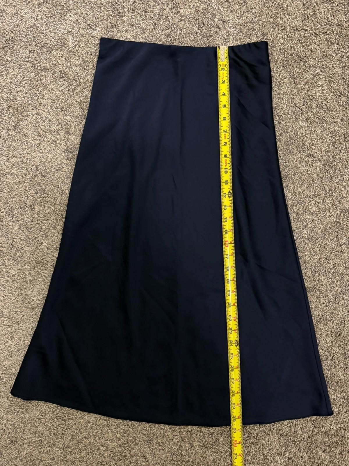J.Crew J.CREW Midi Skirt in Dark Blue (X-SMALL) Size 26" / US 2 / IT 38 - 4 Thumbnail