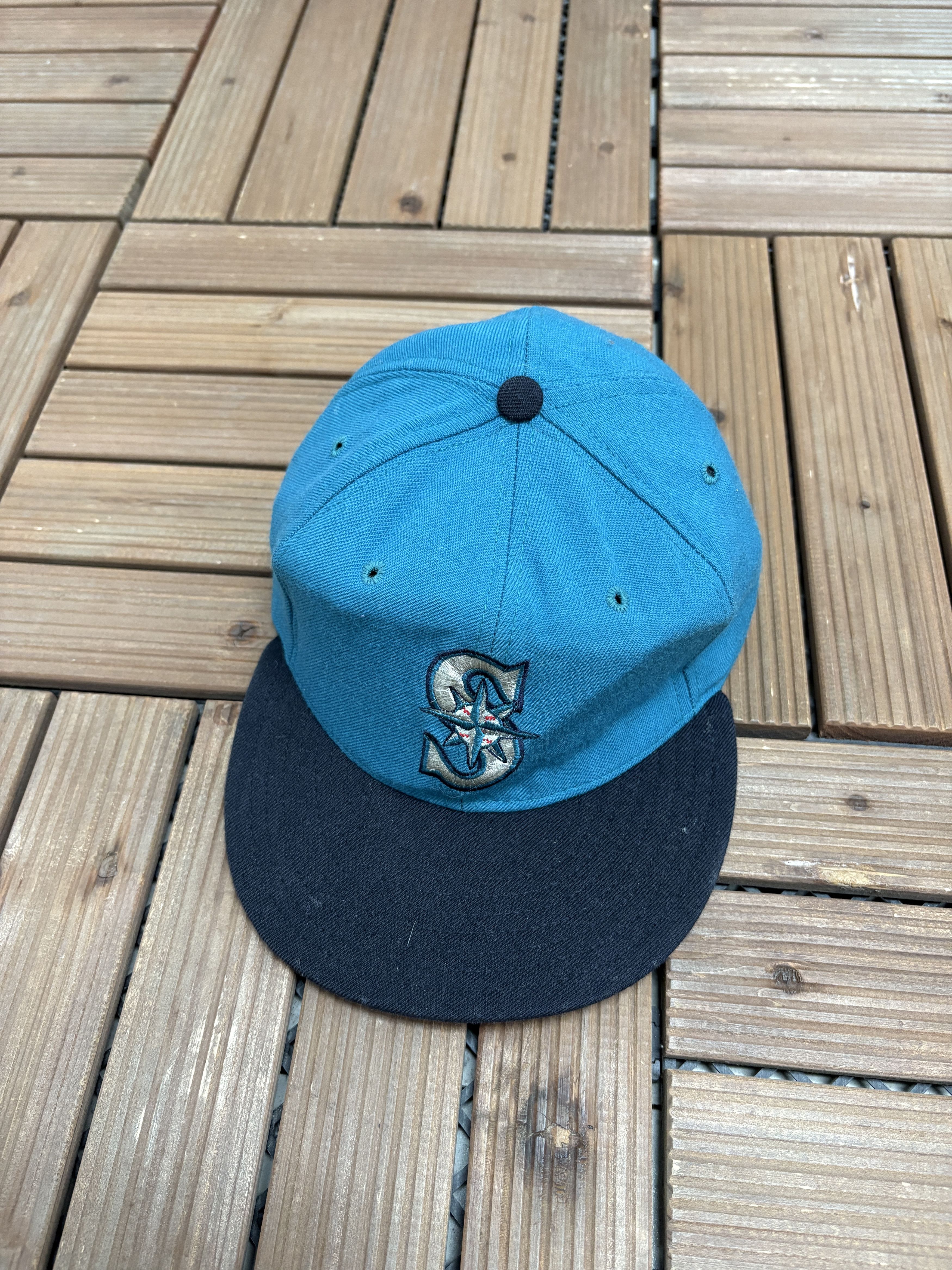 New Era × Vintage Seattle Mariners Embroidered Vintage Hat Cap Size 7 1/8 Size ONE SIZE - 1 Thumbnail
