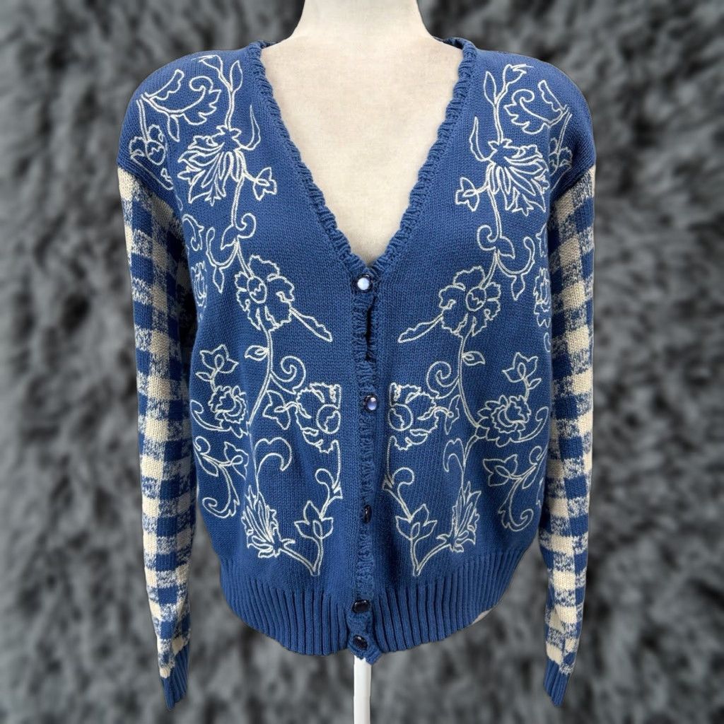 Vintage Women's Vintage Cardigan Sweater Medium Blue Floral Gingham Size M / US 6-8 / IT 42-44 - 1 Thumbnail
