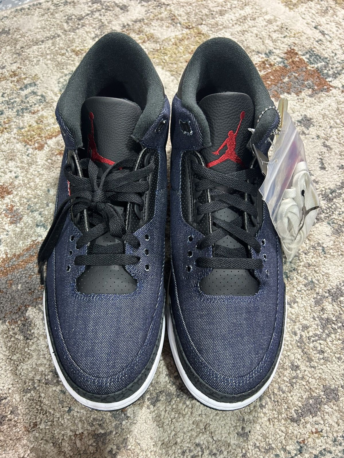 Jordan Brand Jordan 3 Levi Indigo Size US 13 / EU 46 - 2 Thumbnail