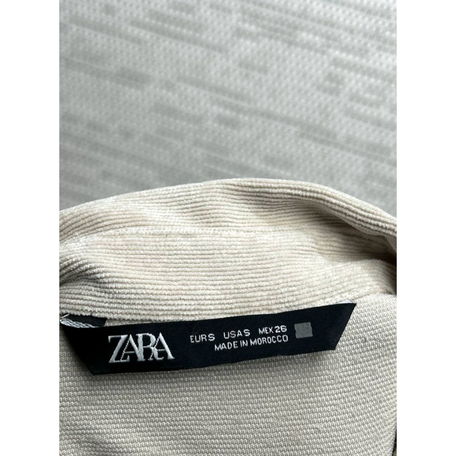 Zara Zara Shirt Womens Small Beige Oversized Button Up - Basic Casual Cotton Long Sleeve Relaxed Regular, Solid, Button-Up, Spring Summer, Women, Zara Size S / US 4 / IT 40 - 3 Thumbnail