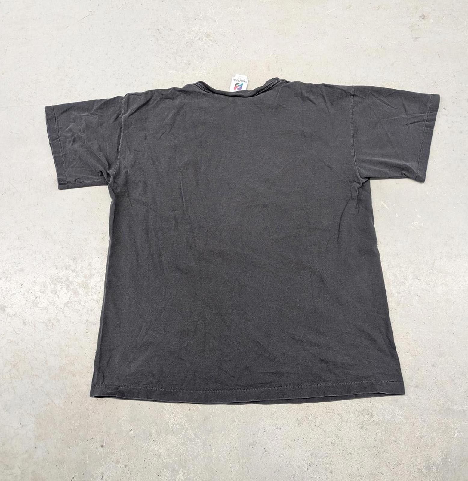 Marvel Comics Vintage 90s Weapon X Wolverine Marvel Comics Signal t-shirt Size US XL / EU 56 / 4 - 5 Thumbnail