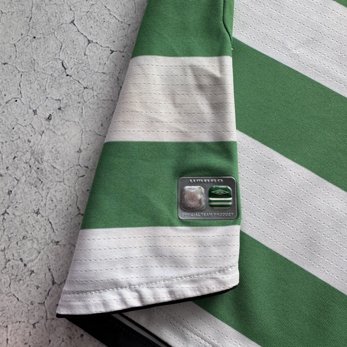 Umbro Celtic Home 2004/2005 Umbro Soccer Jersey Vintage Shirt Size US XL / EU 56 / 4 - 7 Thumbnail