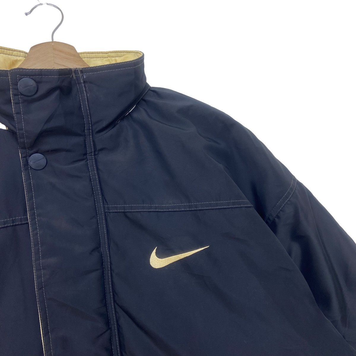 Nike Vintage Nike Swoosh Big Logo Jacket Size US XL / EU 56 / 4 - 5 Thumbnail