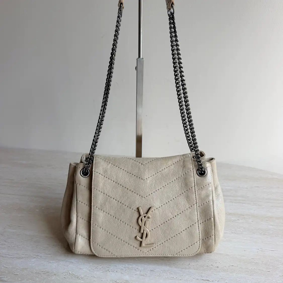 Saint Laurent Paris Saint Laurent Paris YSL NOLITA Small beige sheepskin quiltedV洛丽塔shoulder bag Size ONE SIZE - 1 Thumbnail