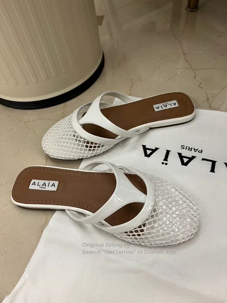 Alaia Alaia Women's Flat Mule Sandals Size US 5.5 / IT 35.5 - 2 Thumbnail