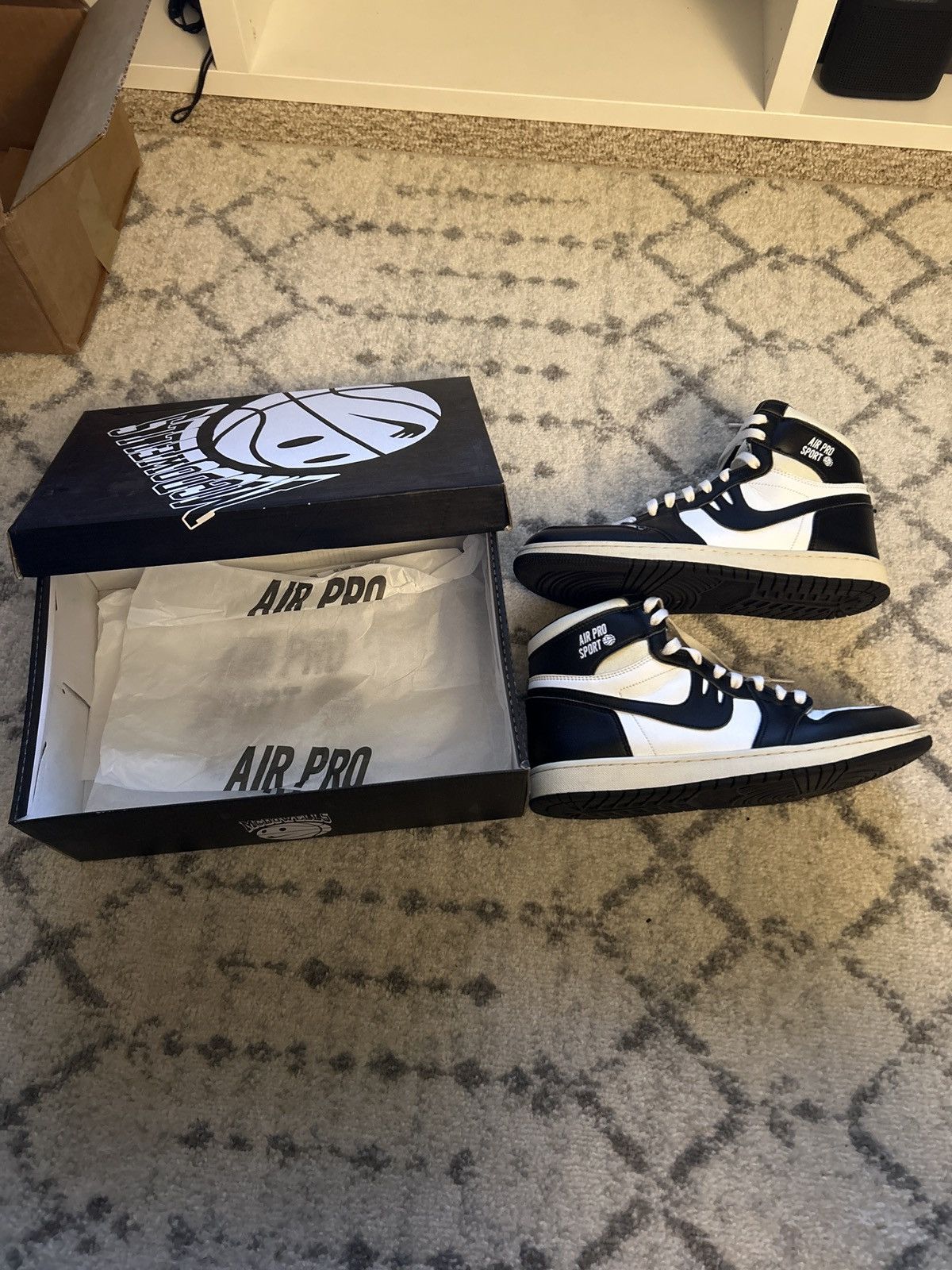 Other × Vintage Mcdowell’s Air Pro Sport ‘Oreo’ High-Tops Size US 11 / EU 44 - 8 Thumbnail