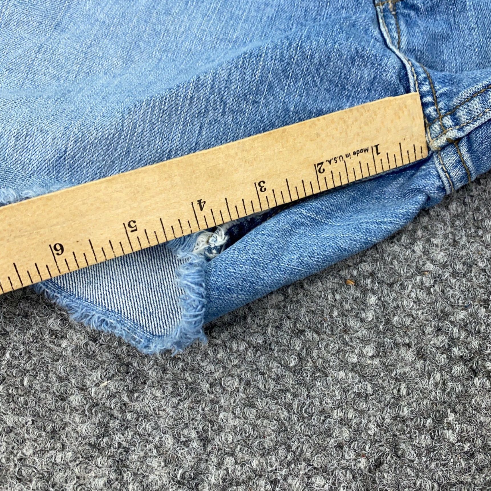 Levi's Vintage Levis Jeans Cut-Off Shorts Womens Size 32 Blue Loose Short Size 32" / US 10 / IT 46 - 6 Thumbnail