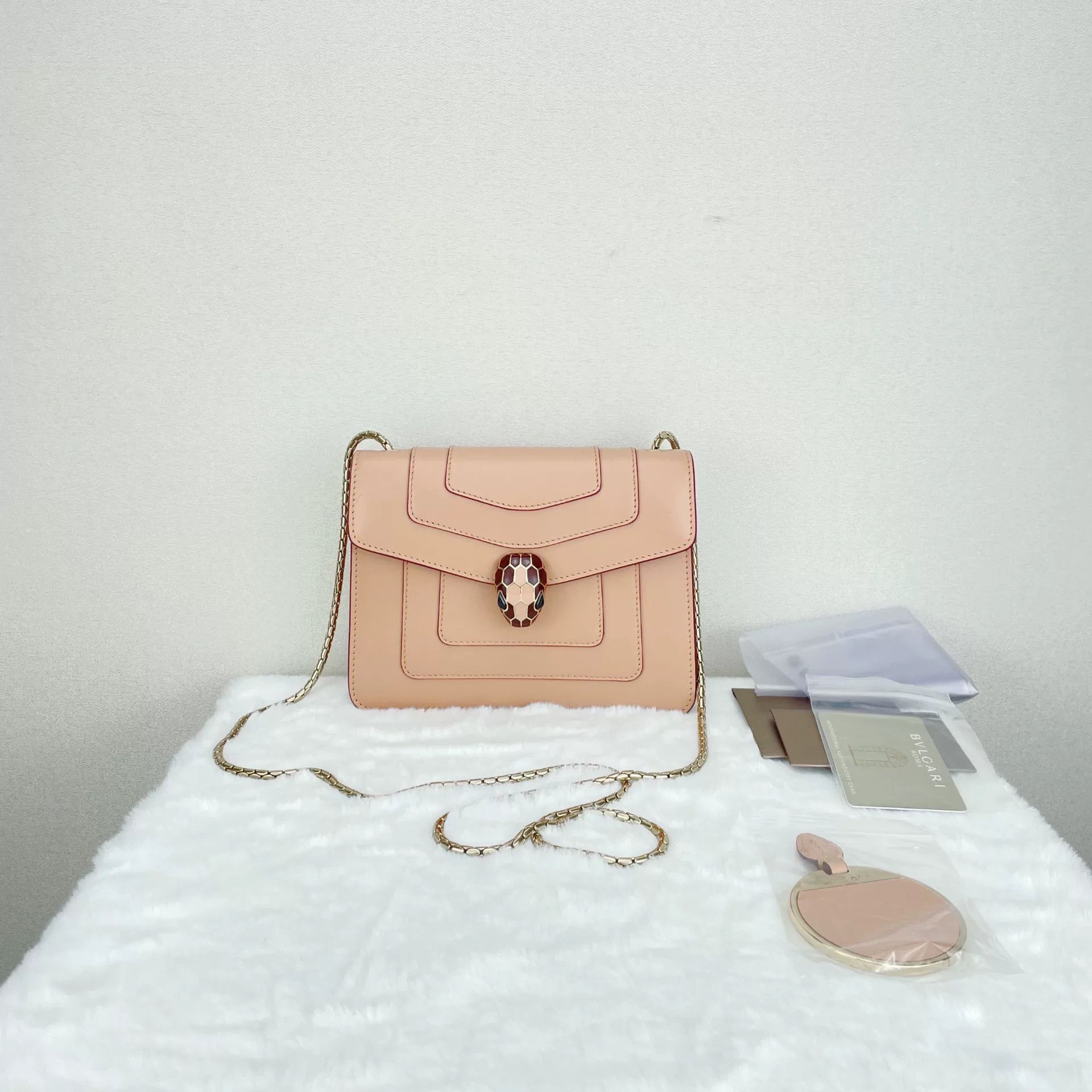 Bvlgari Pre-loved Bag Very good condition Size ONE SIZE - 1 Thumbnail