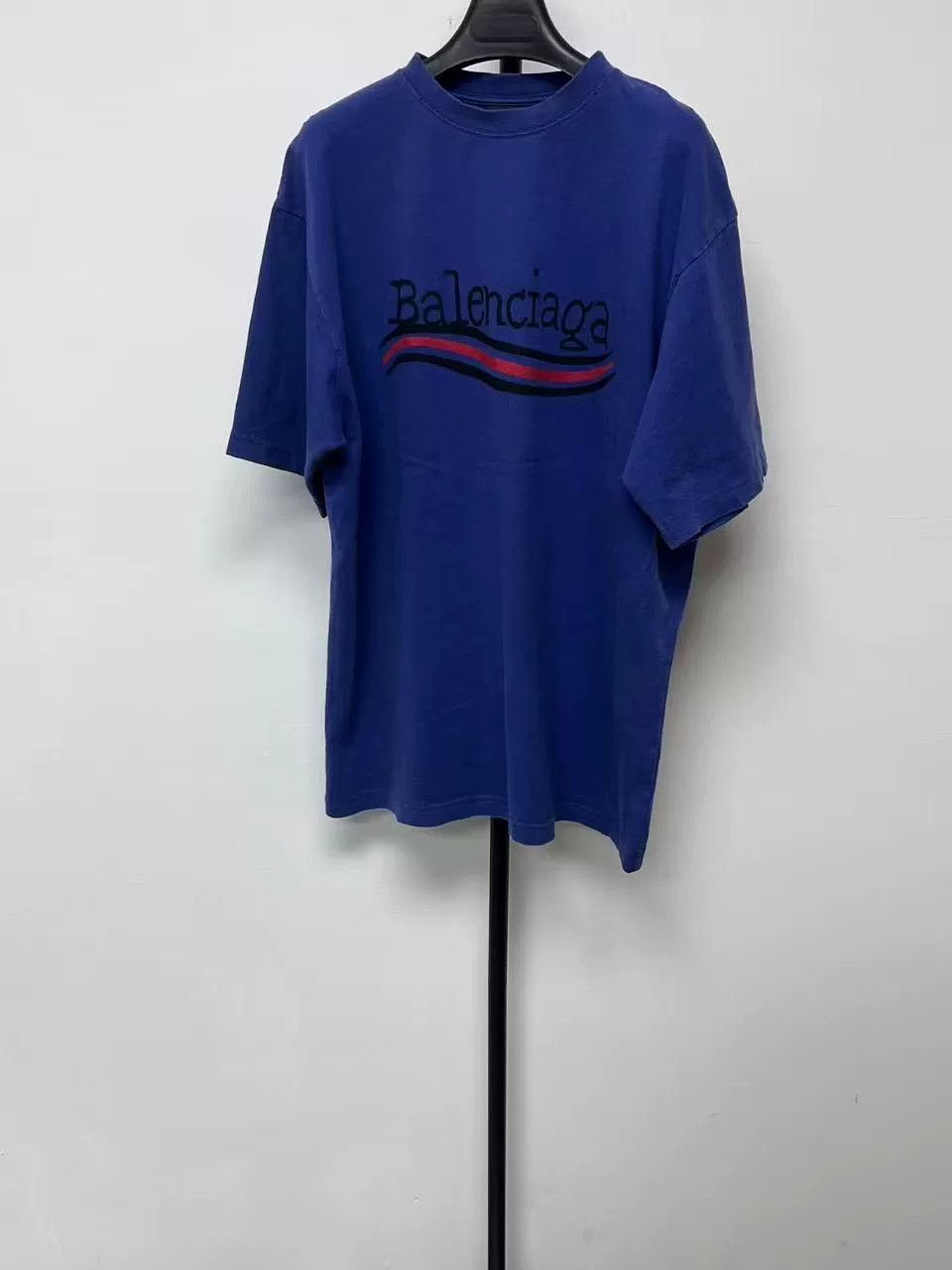 Balenciaga Balenciaga Logo Print Drop Shoulder T-Shirt Men Size US S / EU 44-46 / 1 - 1 Thumbnail