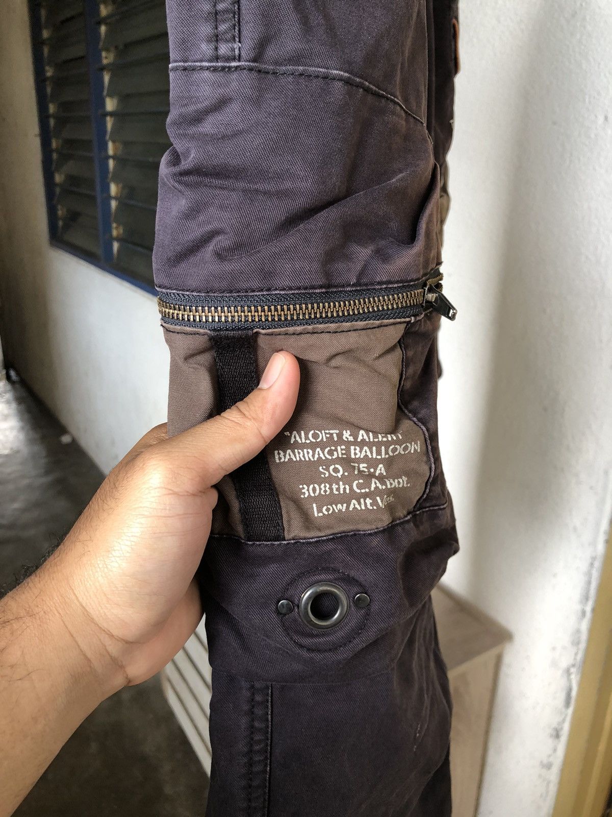 Avirex Vintage Avirex U.S Army Air Corps Distressed Cargo Pants Size US 38 / EU 54 - 11 Thumbnail