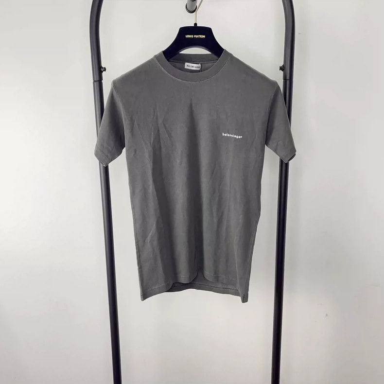 Balenciaga Balenciaga Solid color letter Logo printed round neck pull Size US S / EU 44-46 / 1 - 1 Thumbnail