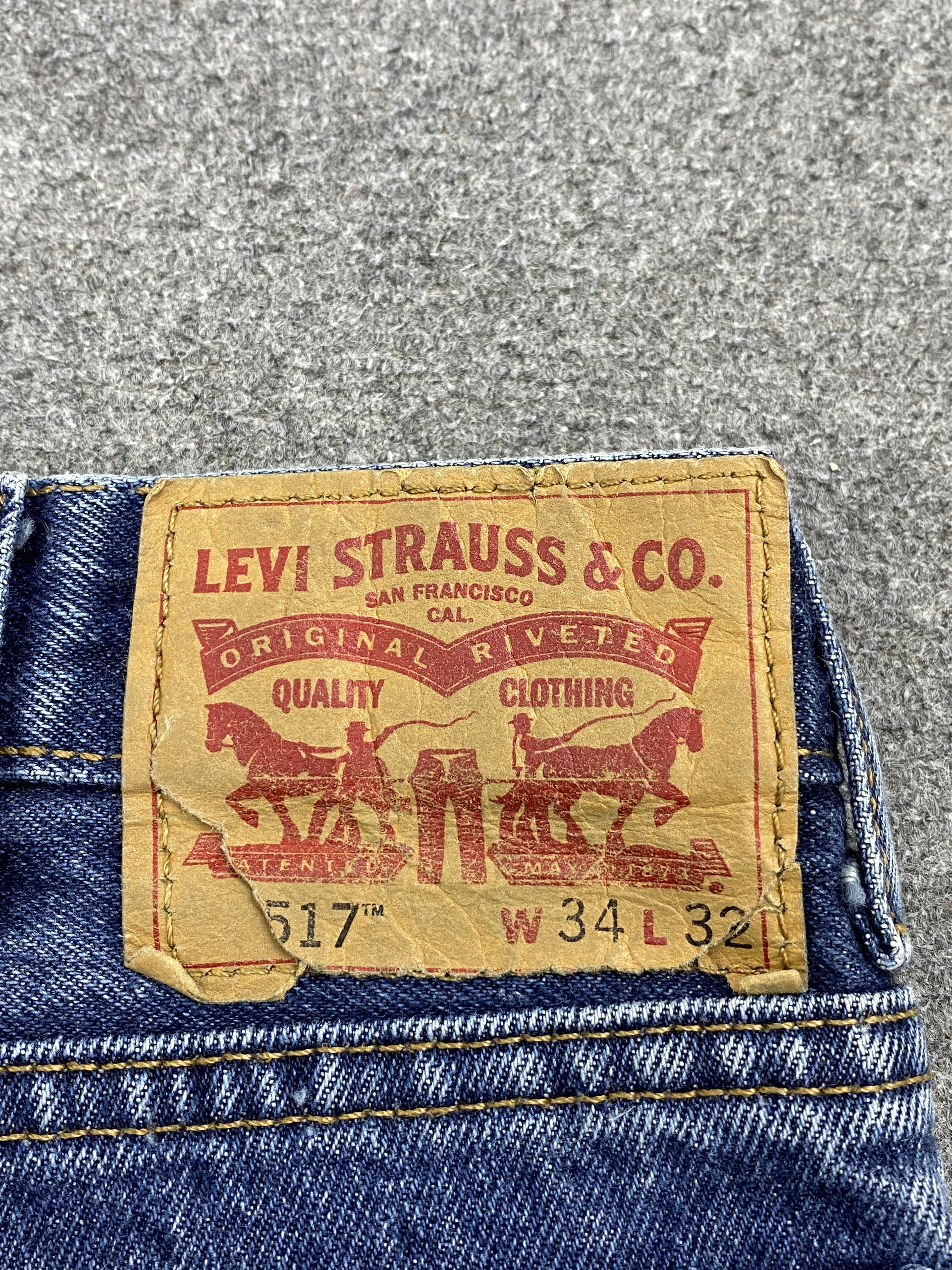 Levi's × Vintage Vintage Levi's 517 Flare Bootcut Distressed Denim Jeans Size US 33 - 5 Thumbnail