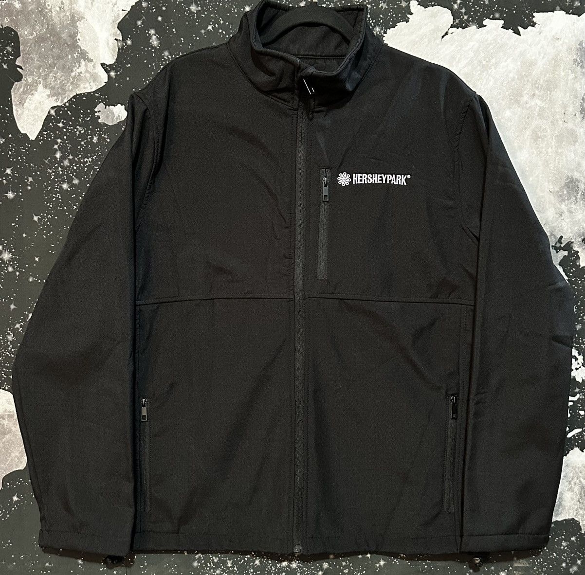 Other HersheyPark Soft Shell Fleece Jacket Size US L / EU 52-54 / 3 - 1 Thumbnail