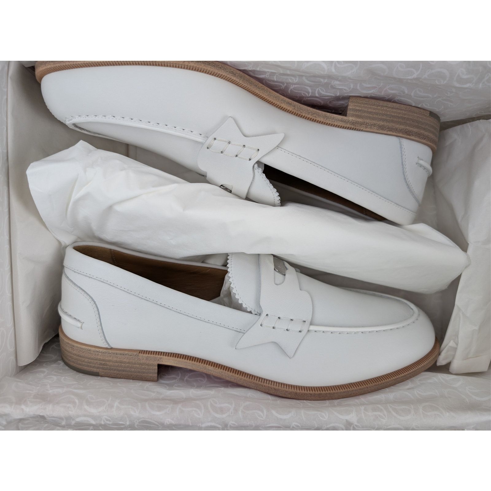 Christian Louboutin o1rshd1 Penny Flat Shoe Boots in White Size US 8.5 / EU 41-42 - 20 Thumbnail