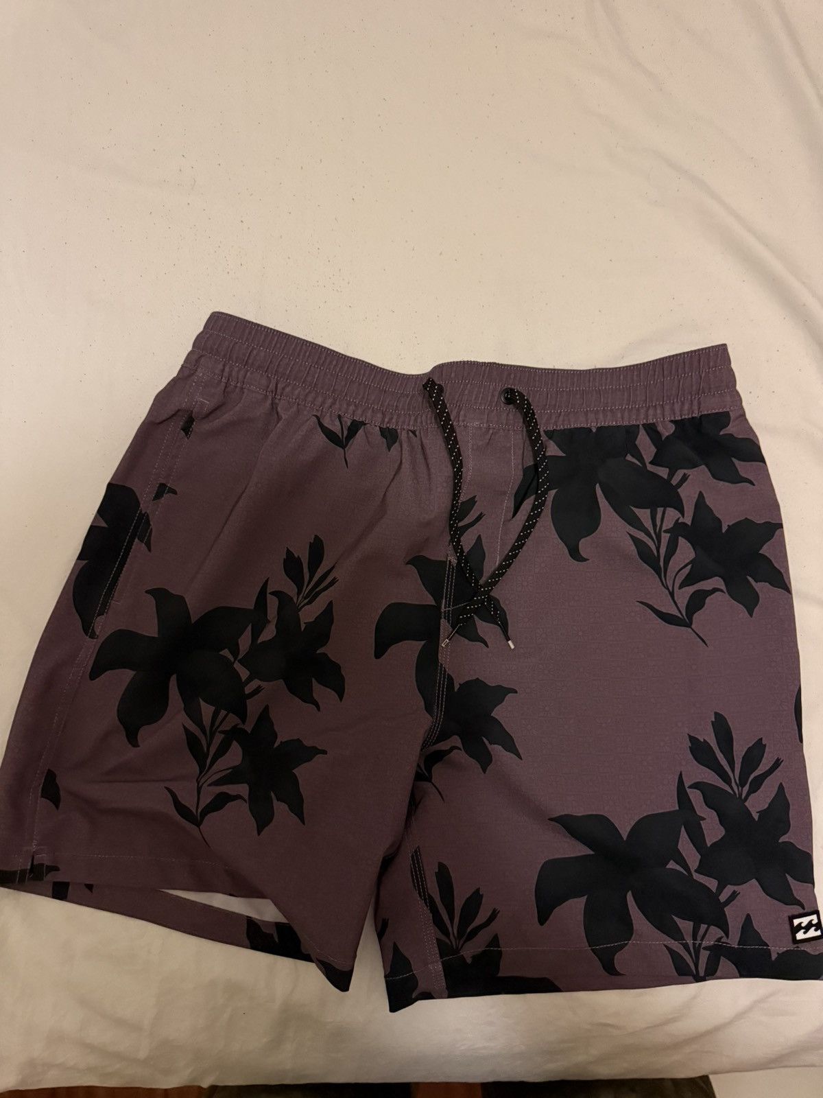 Billabong Billabong Swim Shorts Medium Size US 32 / EU 48 - 1 Thumbnail
