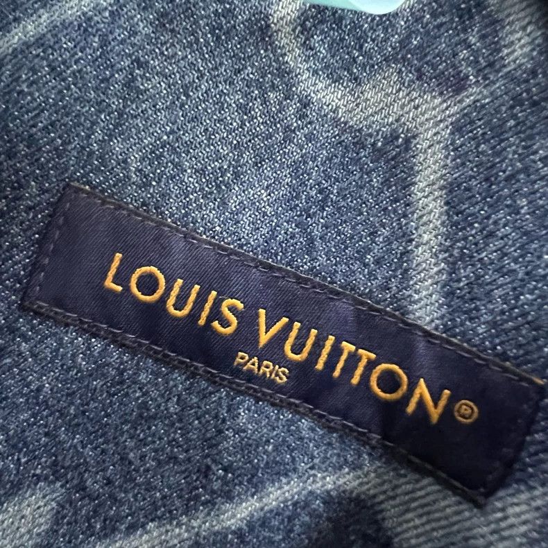 Louis Vuitton Louis Vuitton Blue presbyopic plaid denim shirt with short Size US XL / EU 56 / 4 - 5 Thumbnail