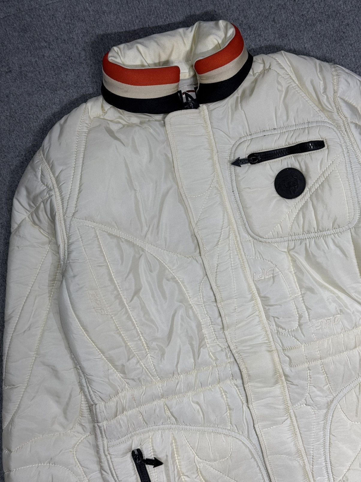 Jean Paul Gaultier × Vintage Jean Paul Gaultier 90s Vintage Ivory Quilted Hooded Jacket Size US S / EU 44-46 / 1 - 3 Thumbnail