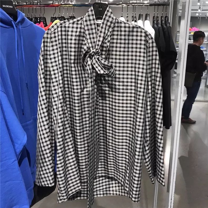 Balenciaga Balenciaga size 40 Black and white plaid shirt jacket Size M / US 6-8 / IT 42-44 - 1 Thumbnail