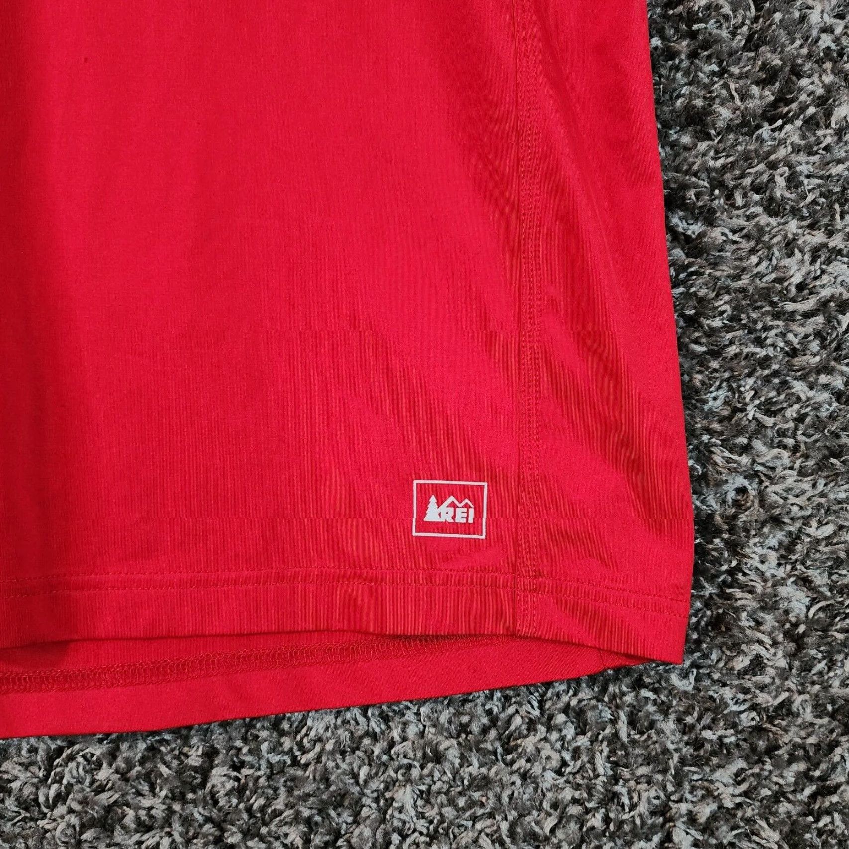 Vintage REI Shirt Mens Red Short Sleeve Activewear Top Size L Size US L / EU 52-54 / 3 - 2 Thumbnail