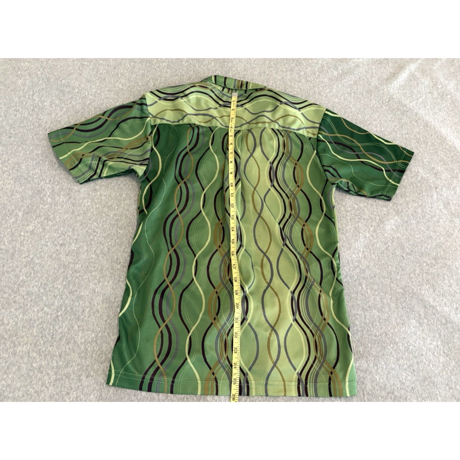 Patagonia VINTAGE Patagonia Short Sleeve Button-Up Shirt S Green Mens Regular Size Small Size US S / EU 44-46 / 1 - 7 Thumbnail