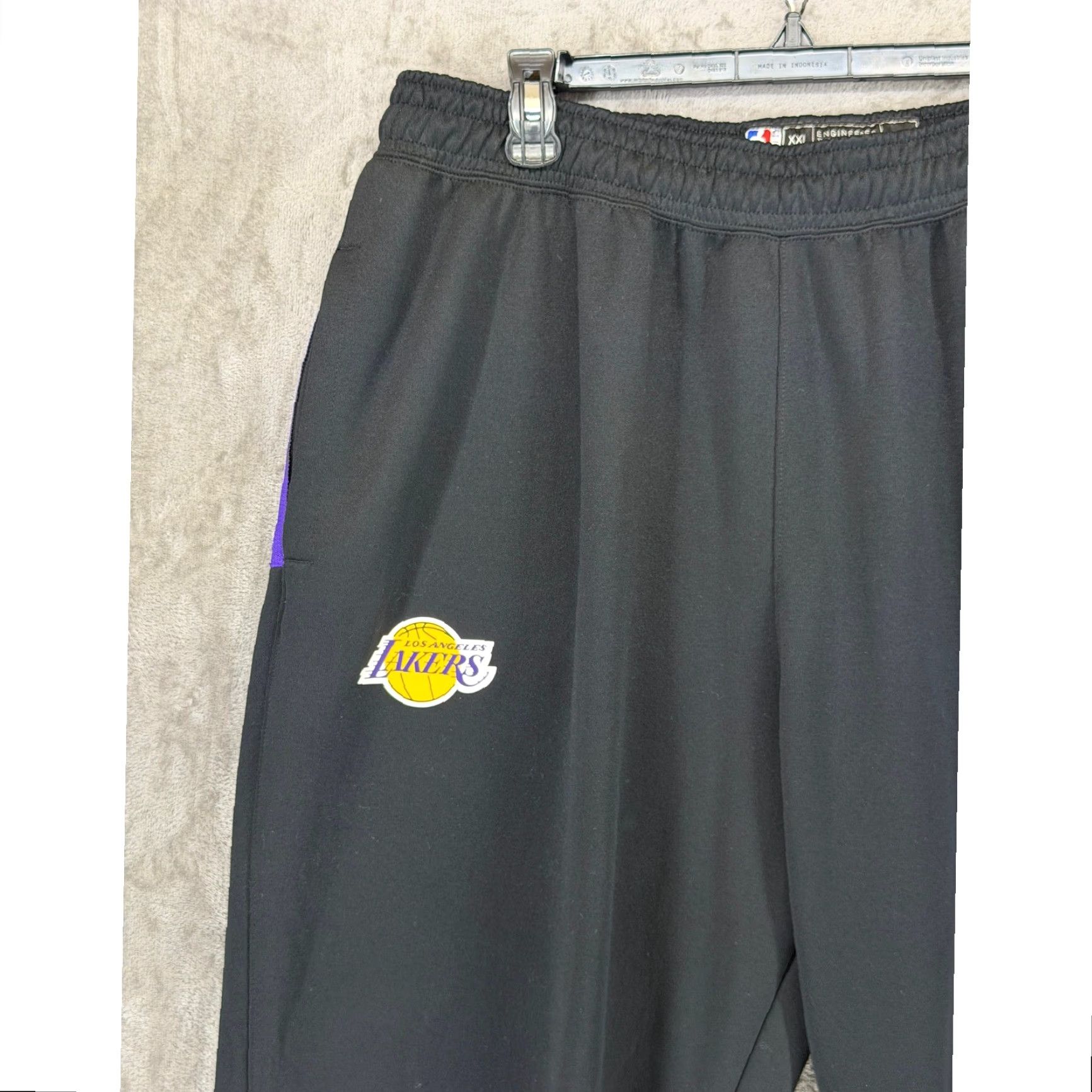 Nike Nike Lakers Dri-FIT Training Pants CN5966-010 Black Mens 2XL Sports Joggers Pants Athletic NBA breathable Size US 39 - 3 Thumbnail