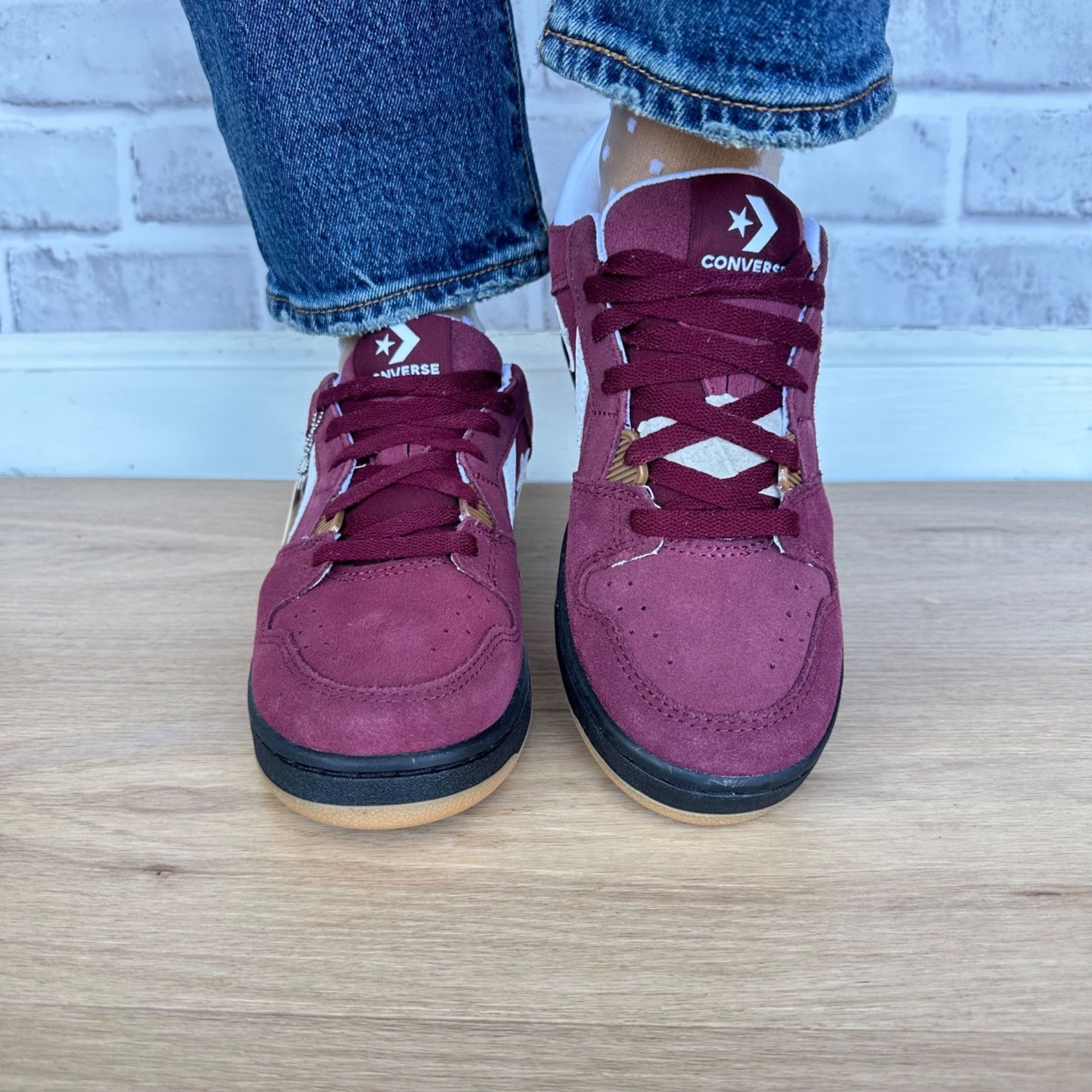 Converse Converse CL98 Suede Low Black Deep Bordeaux Gum Sz 7 Mens sh Size US 7 / EU 40 - 11 Thumbnail