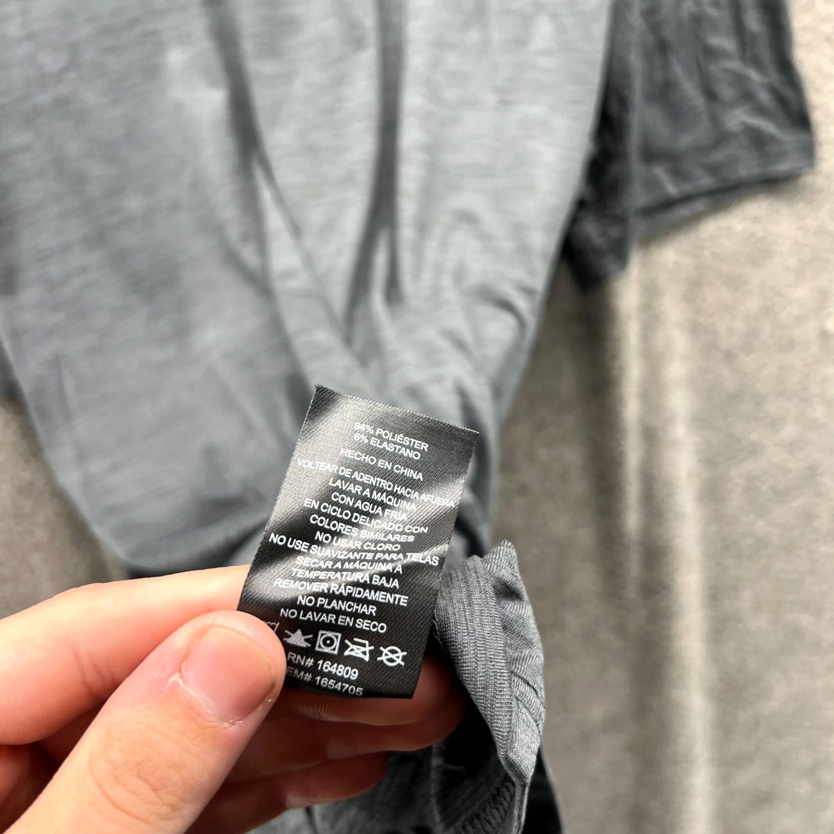 Eddie Bauer VINTAGE not included; Eddie Bauer Shirt Men XL Gray Cotton Crewneck Short Sleeve Logo All Seasons IT IS NOT A VINTAGE item; adjust accordingly Size US XL / EU 56 / 4 - 4 Thumbnail