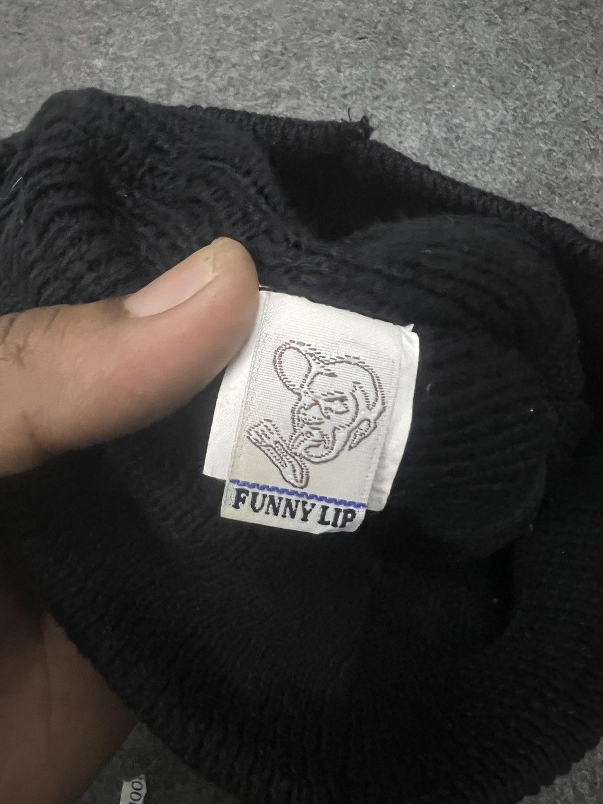 Japanese Brand × Vintage VINTAGE FUNNY LIP BEANIE HAT Size ONE SIZE - 4 Thumbnail