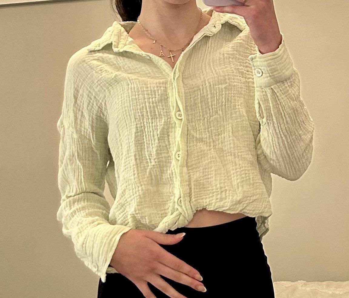 MONROW Monrow like green cropped collared long sleeve button up Size S / US 4 / IT 40 - 1 Thumbnail