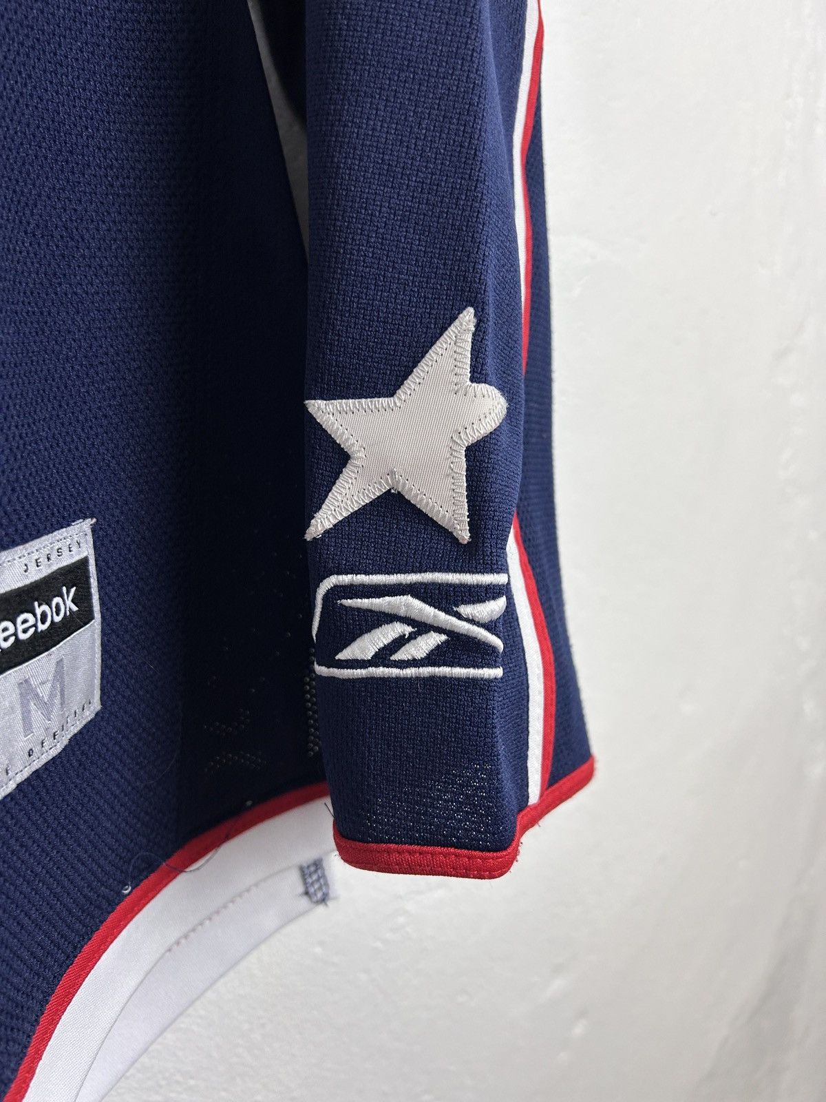 NHL Vintage Reebok #6 Stralman Columbus Blue Jackets Jersey Size US M / EU 48-50 / 2 - 6 Thumbnail