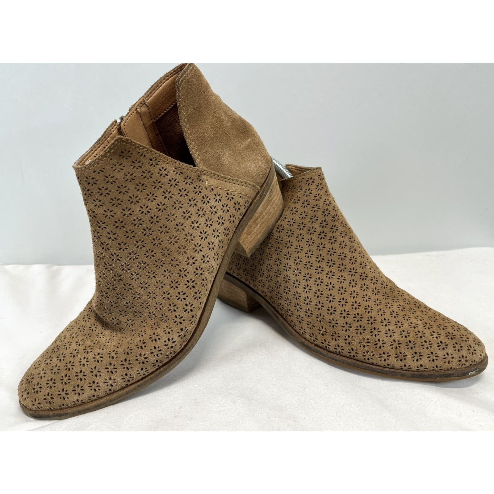 Frye VINTAGE Frye & Co Caden Bootie Boots Suede Ankle Brown Women 9.5 Shoes Size US 9.5 GUC Size US 9.5 / IT 39.5 - 2 Thumbnail
