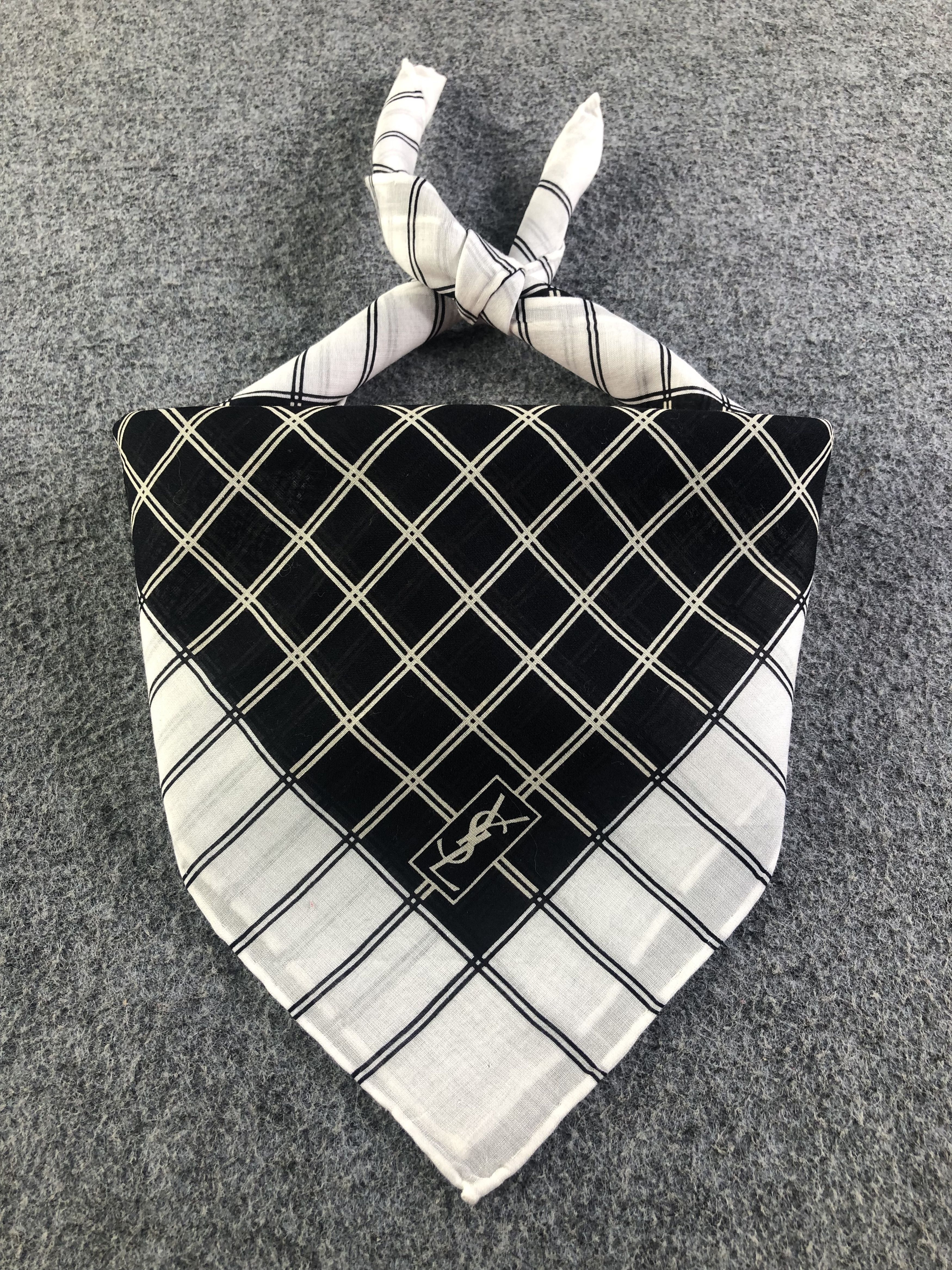 Vintage Yves Saint Laurent Handkerchief / Bandana / Neckerchief Size ONE SIZE - 1 Thumbnail