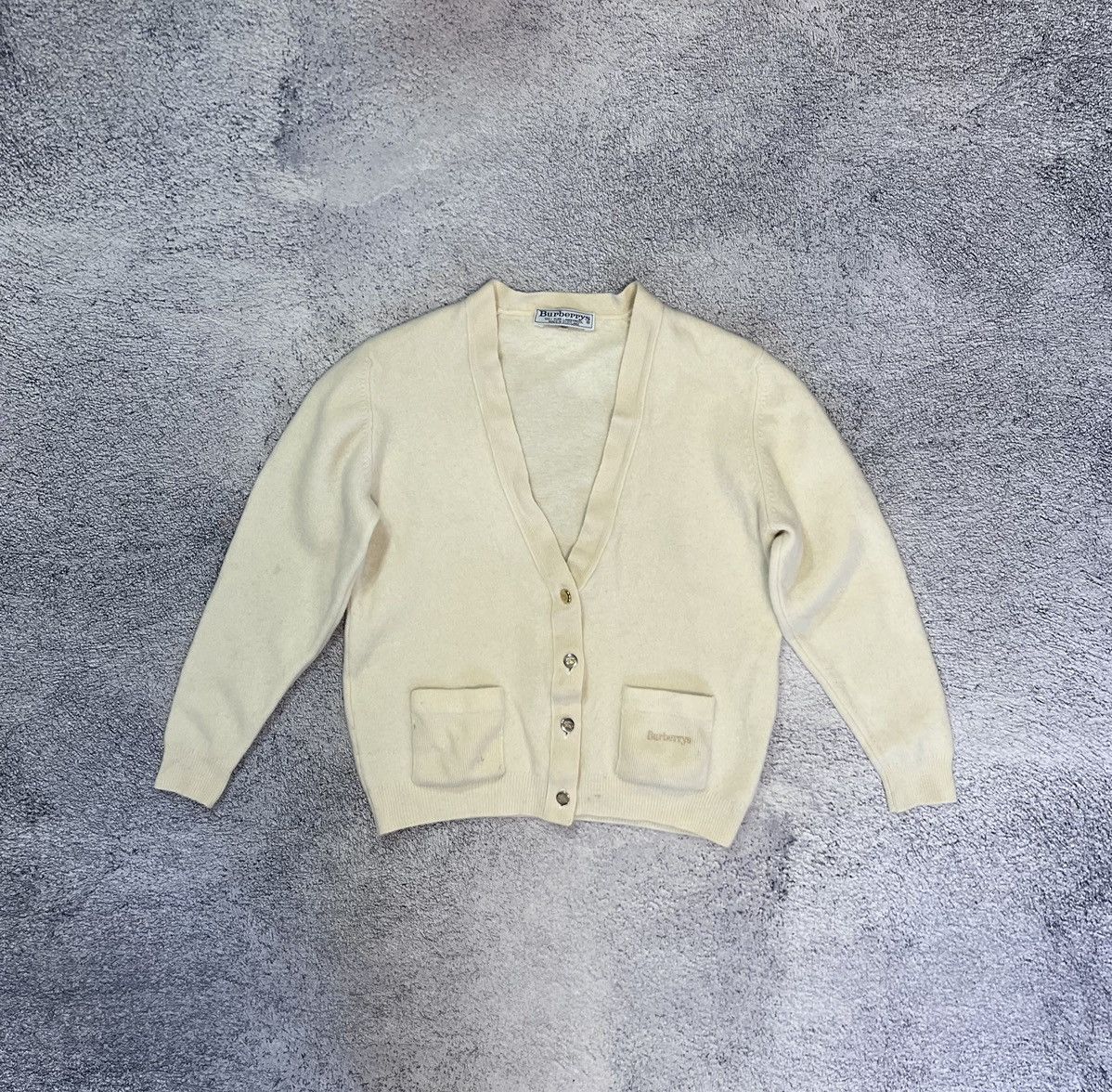Burberry Burberrys Lambswool Cardigan Vintage Size 40 Logo Buttons Size S / US 4 / IT 40 - 4 Thumbnail