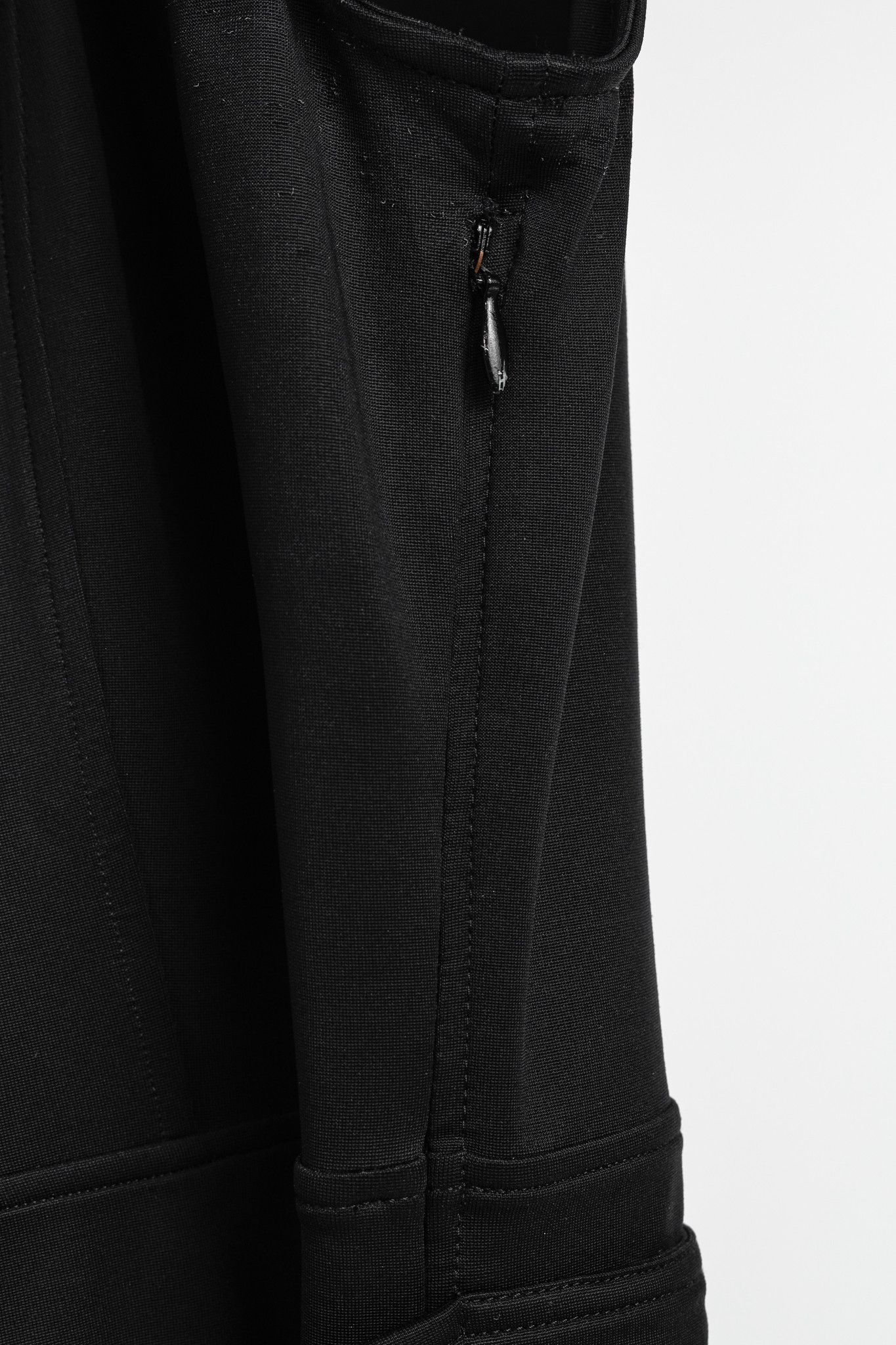 Gucci Gucci Resort 2007 Black Jersey Horsebit-Buckle Dress Size M / US 6-8 / IT 42-44 - 7 Thumbnail