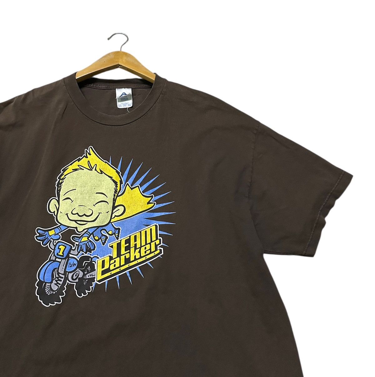 Vintage Y2K Team parker racing tshirt brown