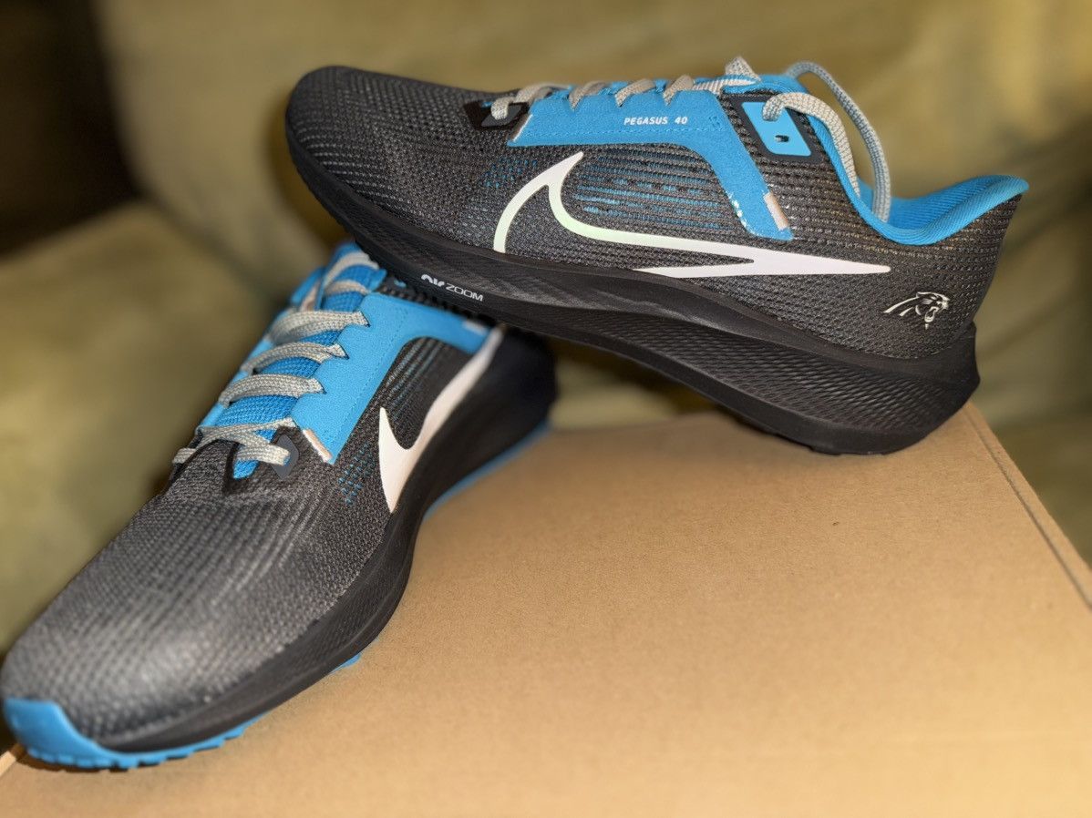 Nike Nike Air Zoom Pegasus 40 NFL “Carolina Panthers” New in Box! Size US 9.5 / EU 42-43 - 6 Thumbnail