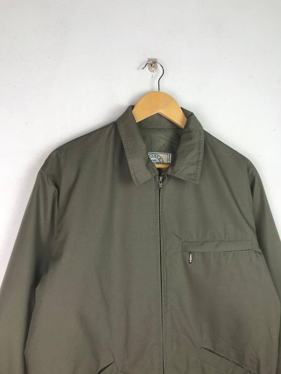 Vintage Vintage Avenez Sportwear Paris light Jacket Size US M / EU 48-50 / 2 - 6 Thumbnail