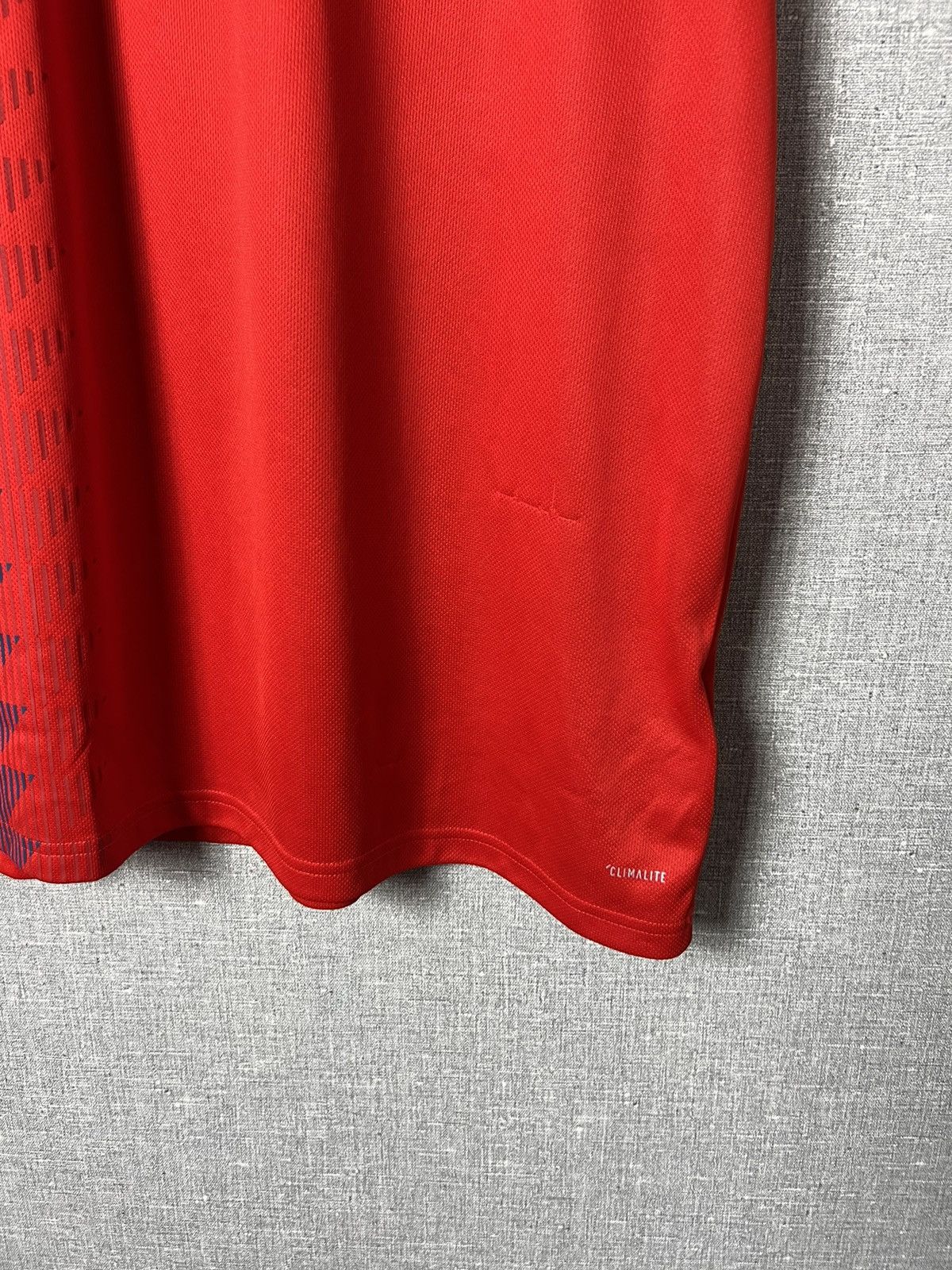 Adidas ADIDAS SPAIN NATIONAL TEAM 2017 / 2018 HOME FOOTBALL JERSEY Size US XL / EU 56 / 4 - 8 Thumbnail