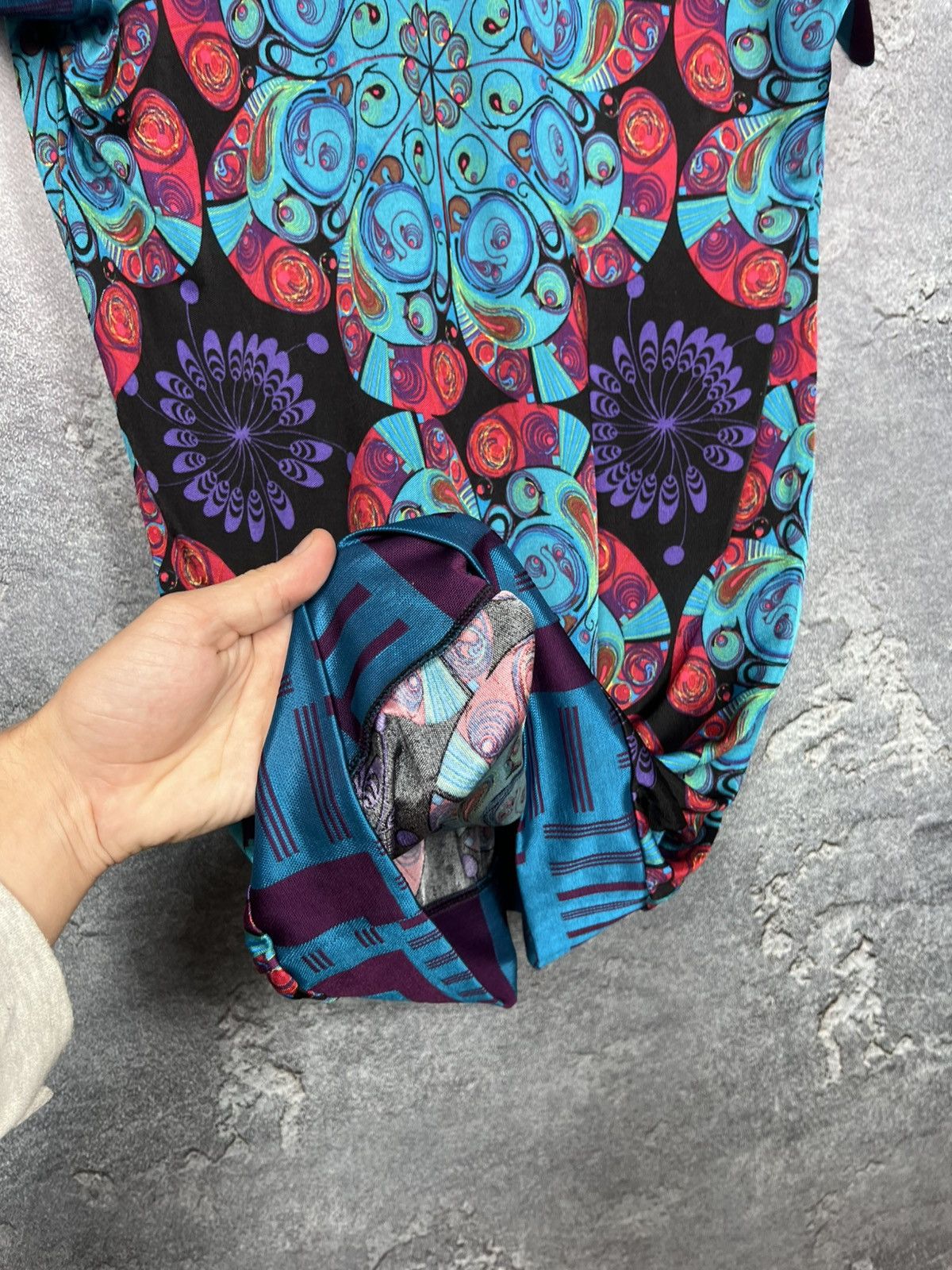 Custo Barcelona Custo Barcelona 100% Viscose Tunic With Abstract Print Size S / US 4 / IT 40 - 14 Thumbnail