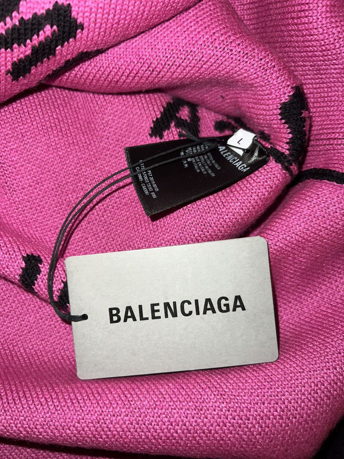 Balenciaga Balenciaga All Over Logo Sweatshirt Size US L / EU 52-54 / 3 - 8 Thumbnail