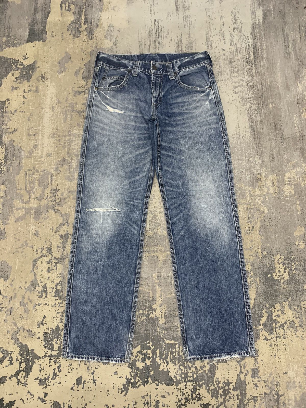 Levi's Vintage Levis 503 Buckle Back Distressed Denim Jeans 33x32 Size US 33 - 1 Thumbnail