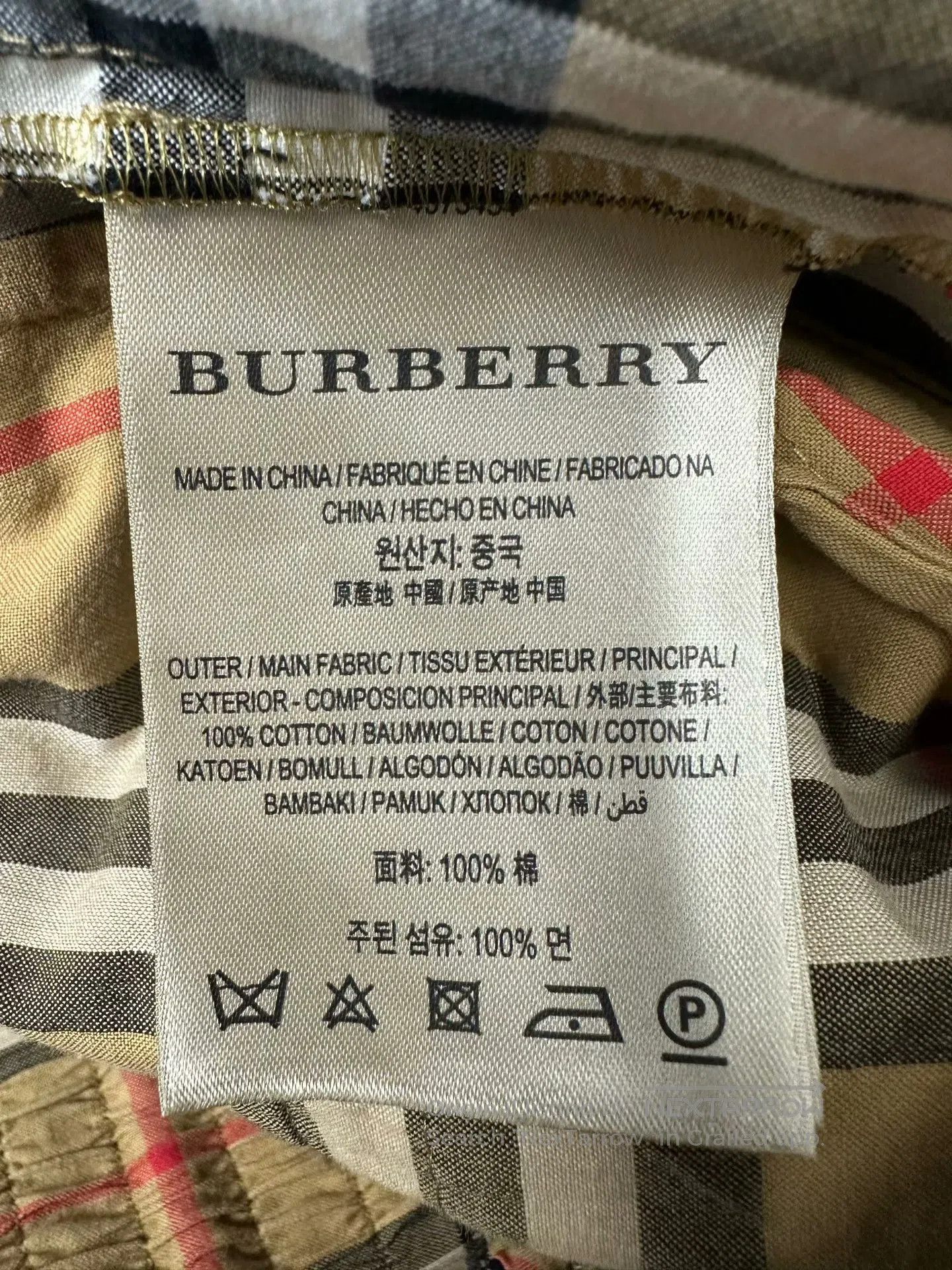 Burberry Burberry size UK4 Classic khaki check black edge silk shor Size 25" / US 0 / IT 36 - 4 Thumbnail